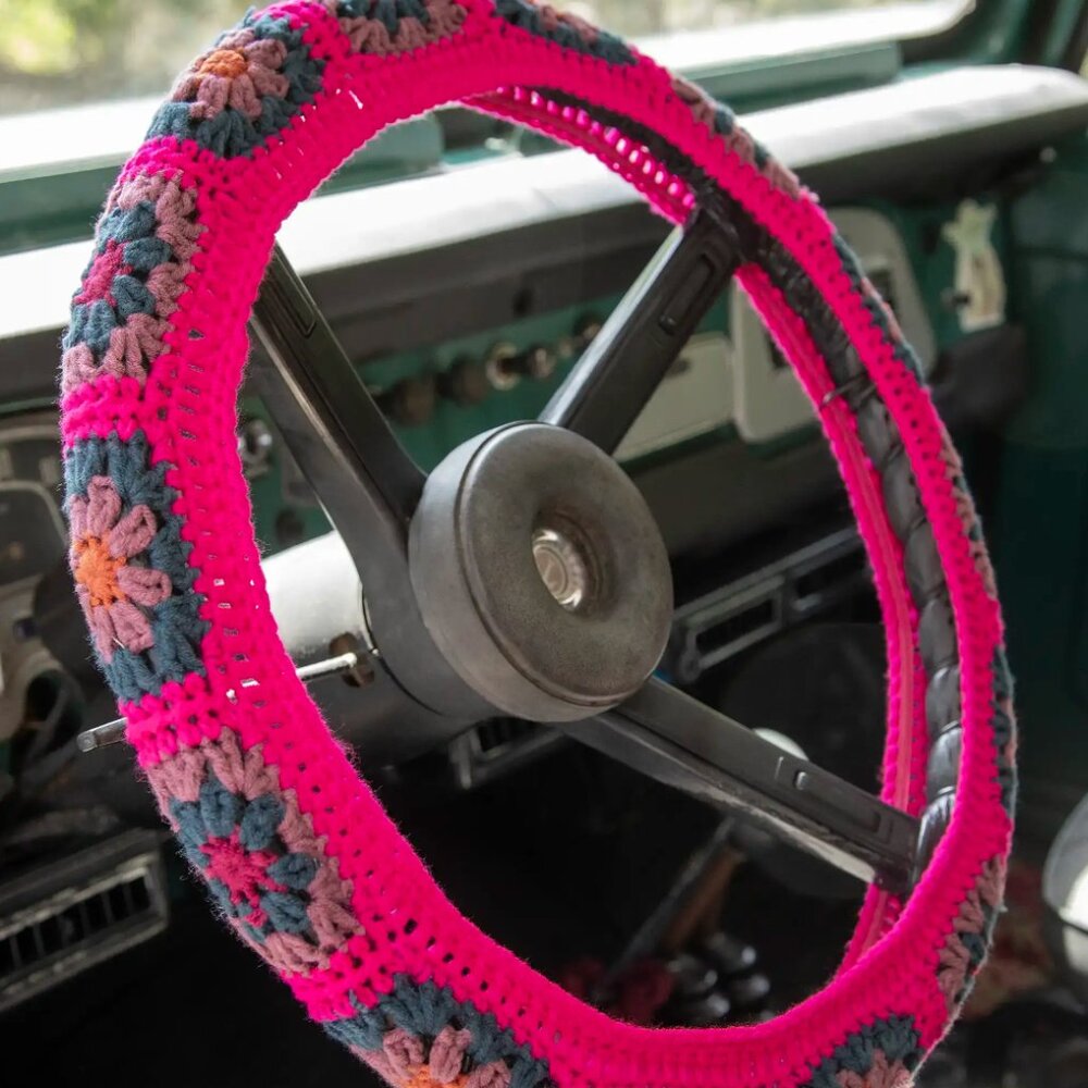 NATURAL LIFE: CROCHET STEERING WHEEL COVER - Picture 3 of 17